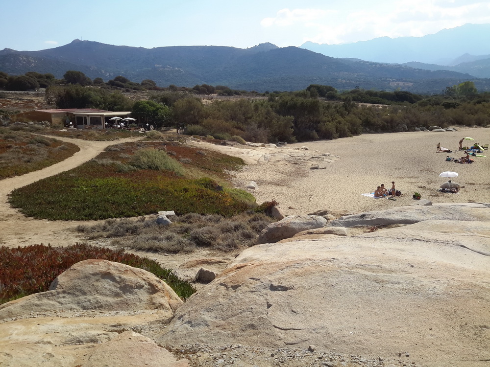 A Rotta et la plage à Algajola